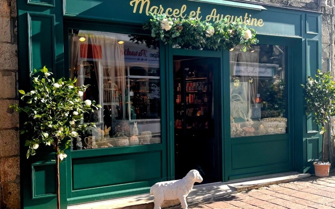 MARCEL ET AUGUSTINE